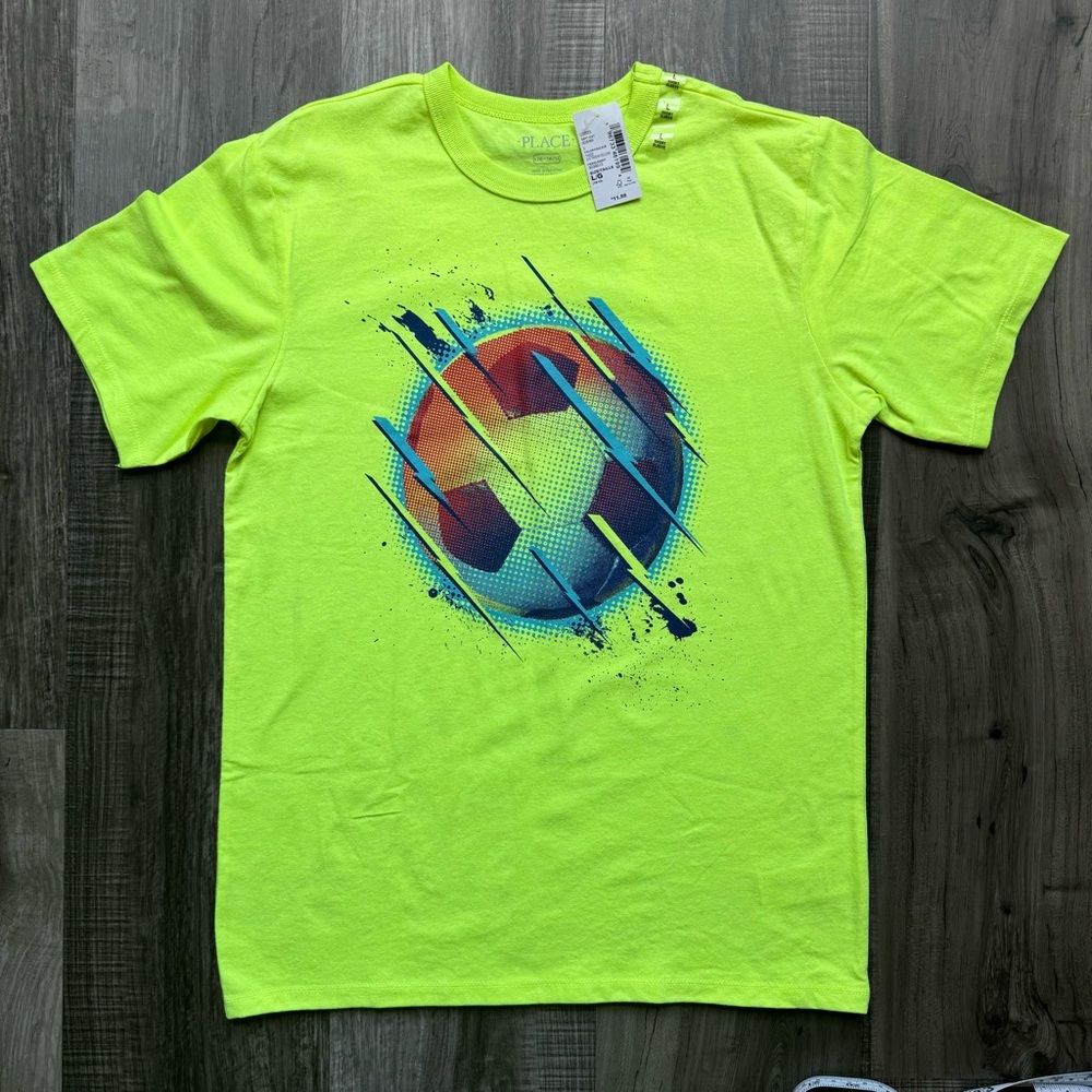 Boys Soccer Graphic Tee Size L (10/12) NWT